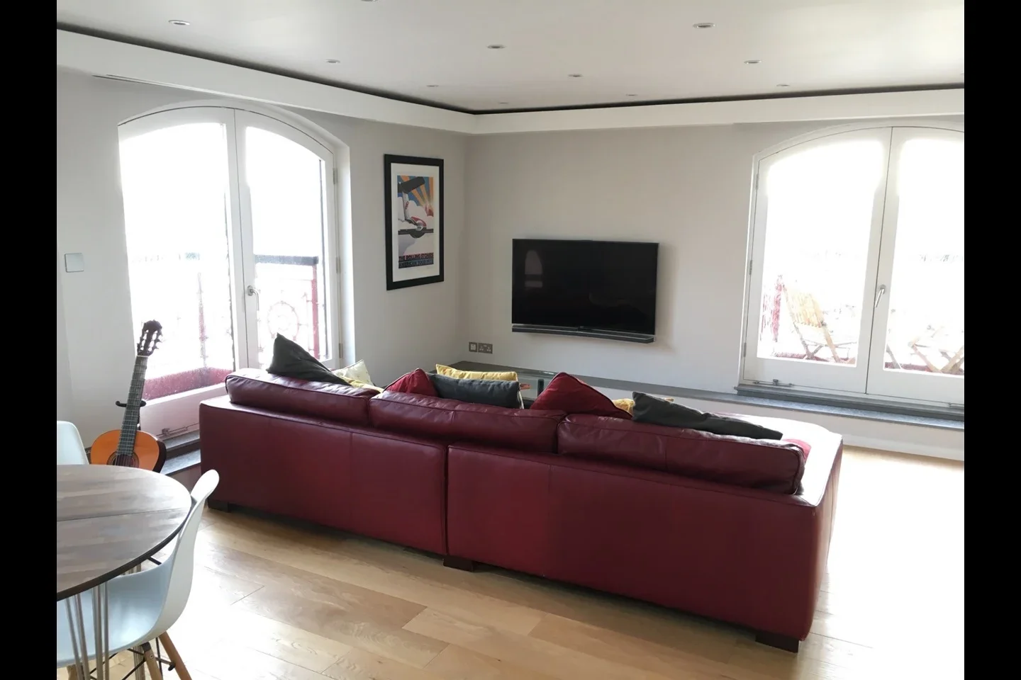 Flat Wapping Wall in Greater London