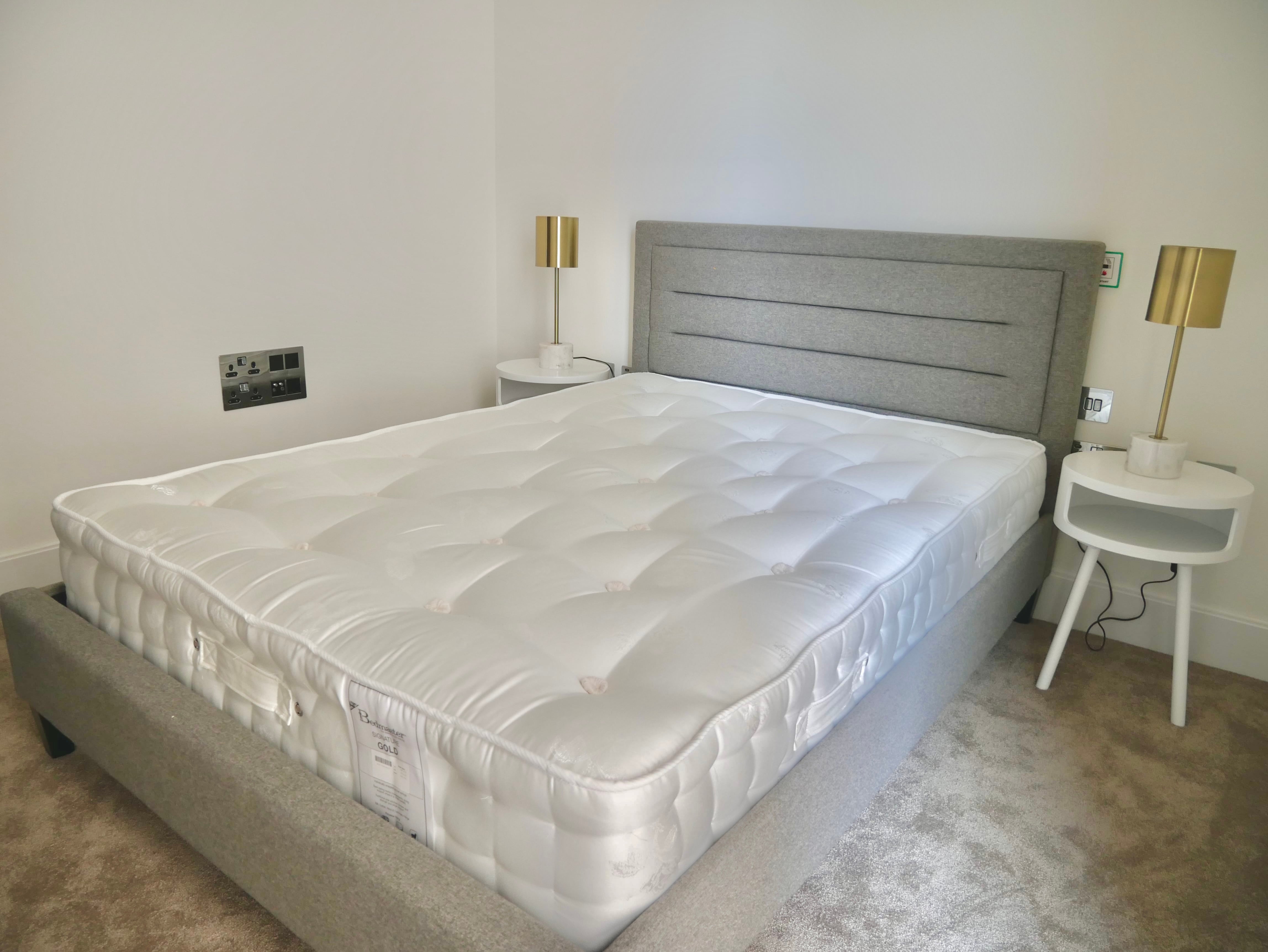 Flat Warwick Lane in Greater London