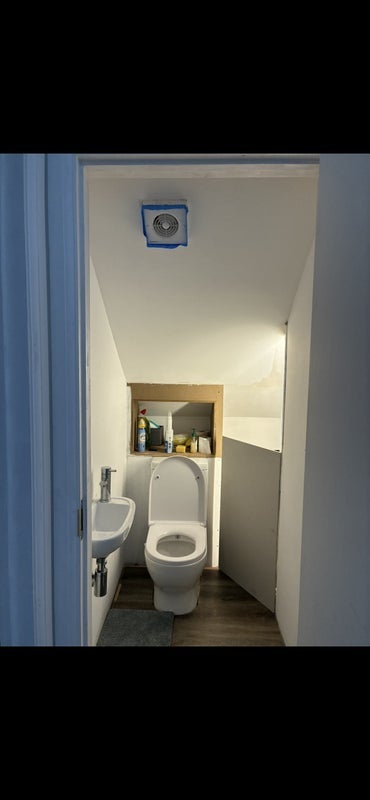 Room Woodstock Avenue in Greater London