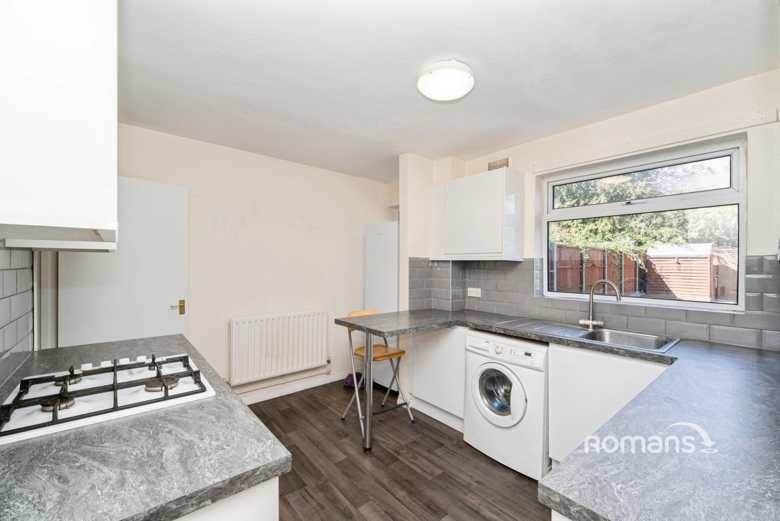 House Savay Close in Denham