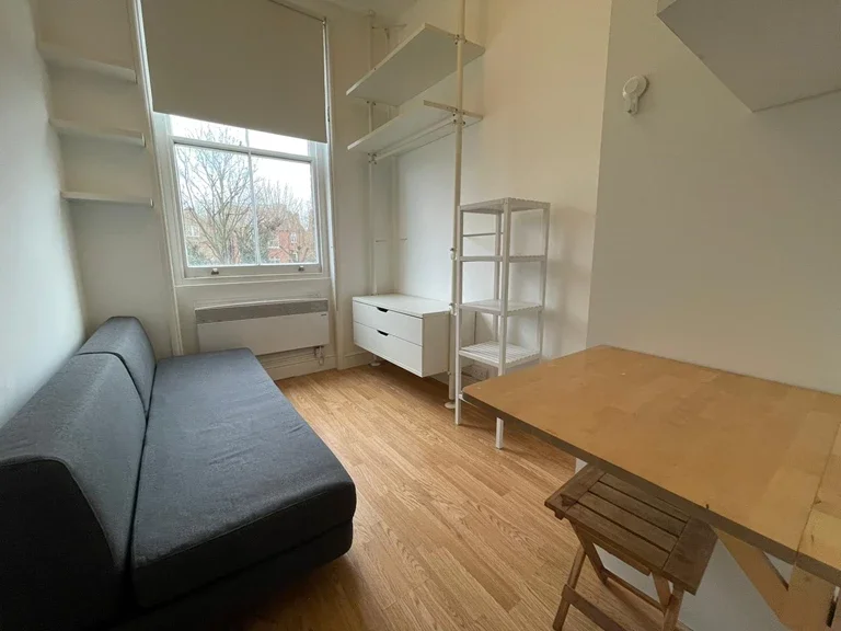 Flat Portsdown Mews in Greater London