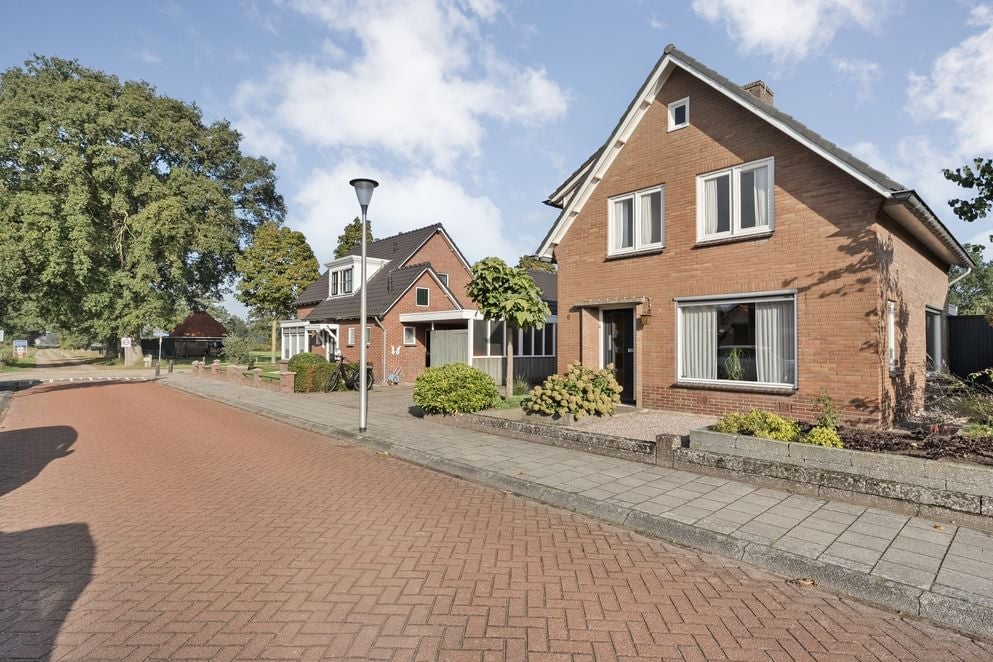 Vrijstaande woning te koop: Beltstraat 8, Weerselo