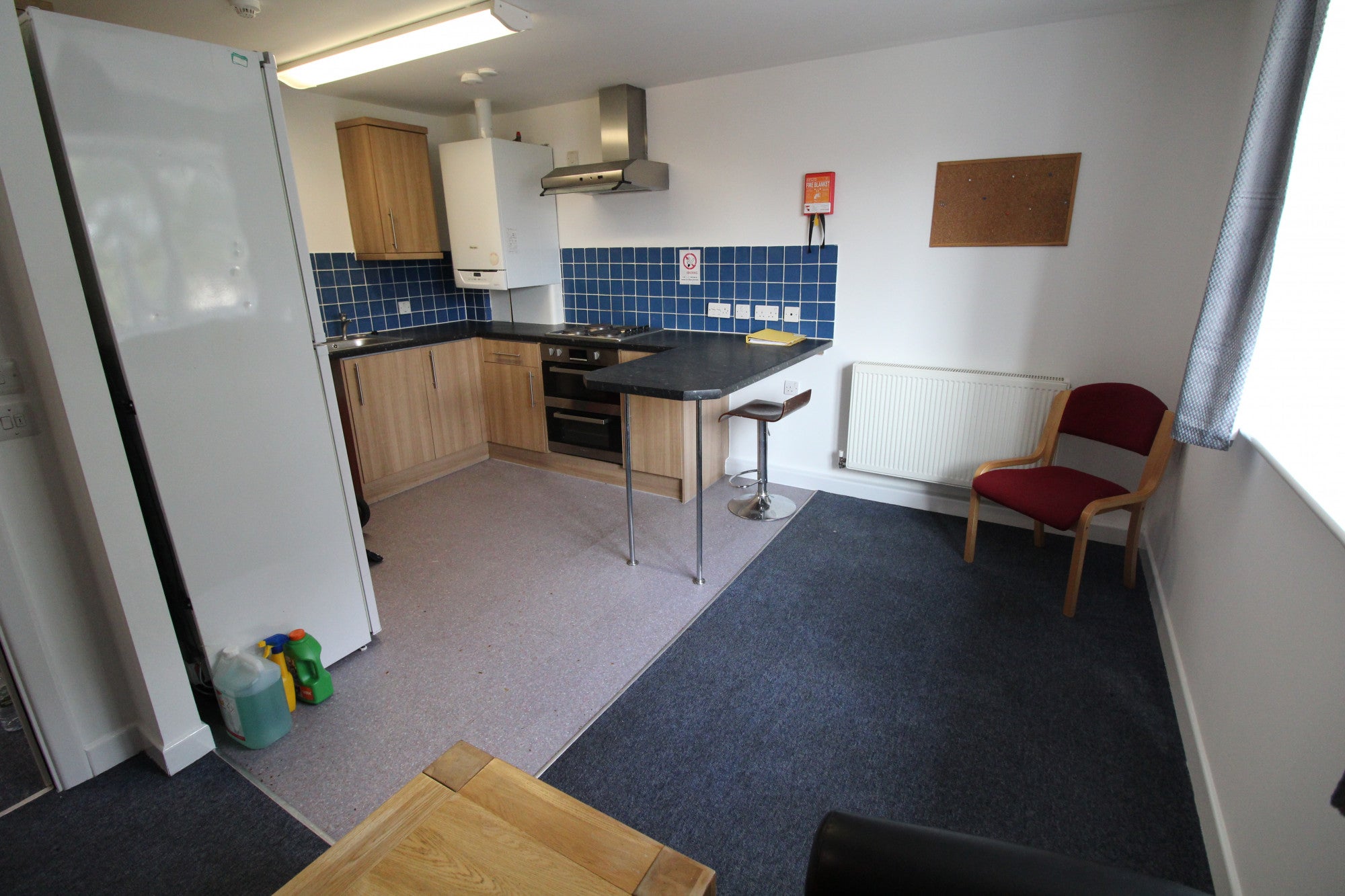 Room Lincoln Road in Peterborough