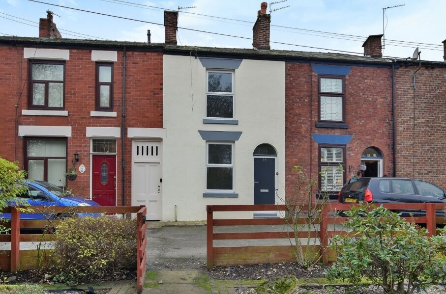 Flat Pineapple Street in Hazel Grove