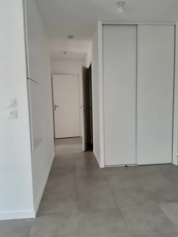 Appartement Rue du Centre Nautique à Rillieux-la-Pape