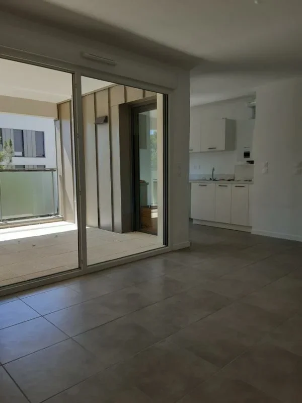 Appartement Rue du Centre Nautique à Rillieux-la-Pape