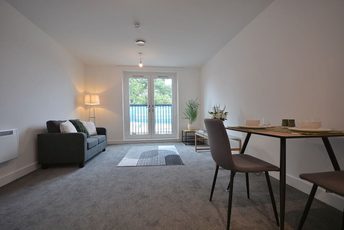Flat Watnall Road in Ashfield