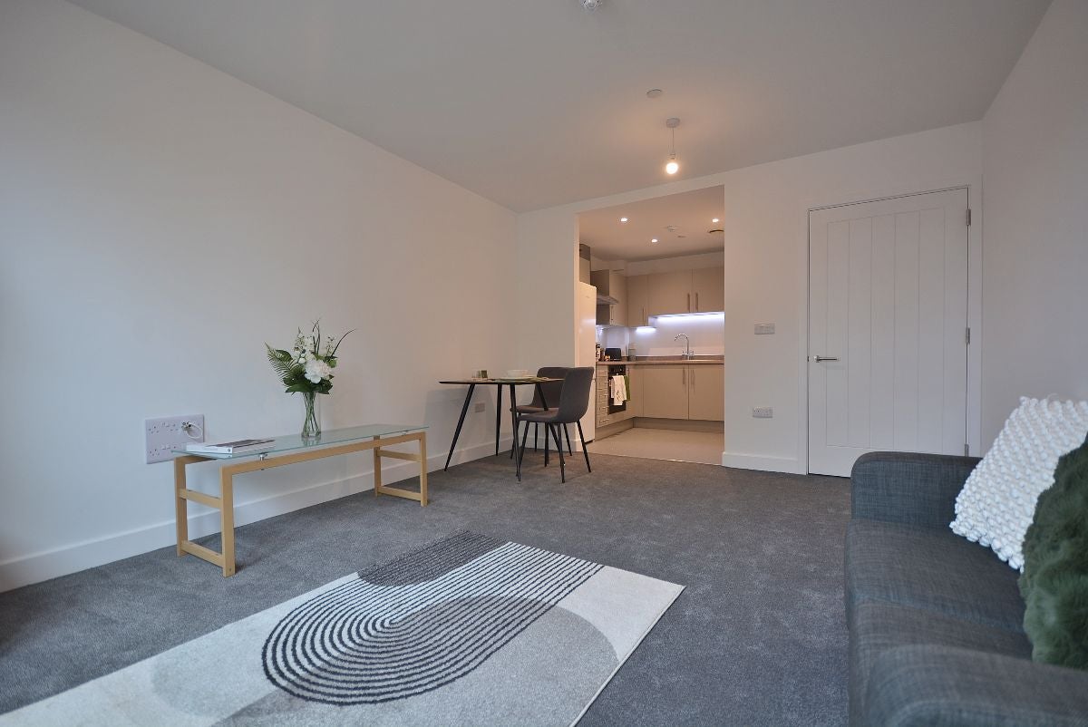 Flat Watnall Road in Ashfield