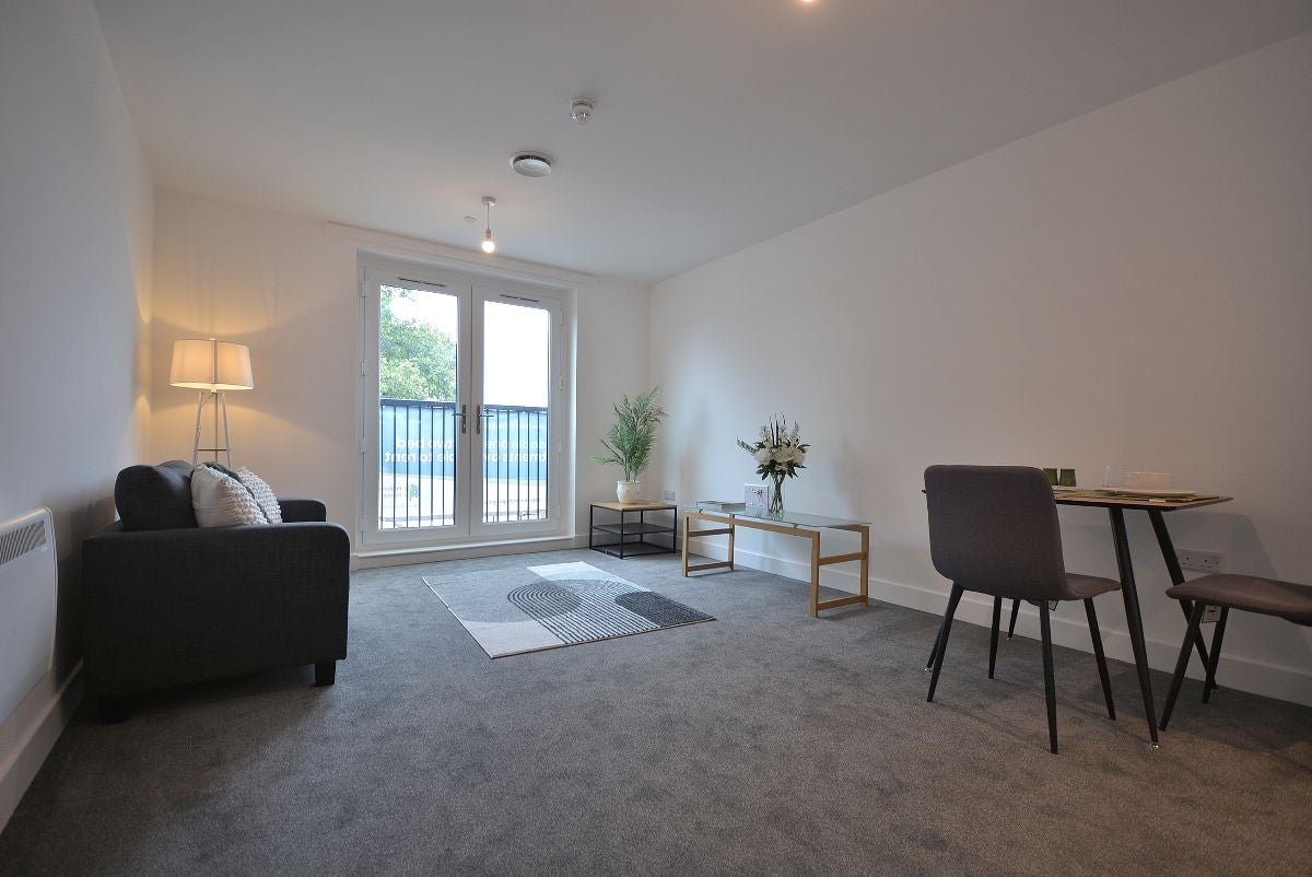 Flat Watnall Road in Ashfield