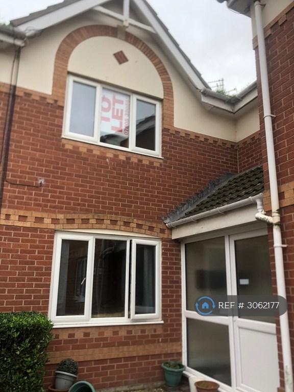 Flat Hamilton Court in Blackpool