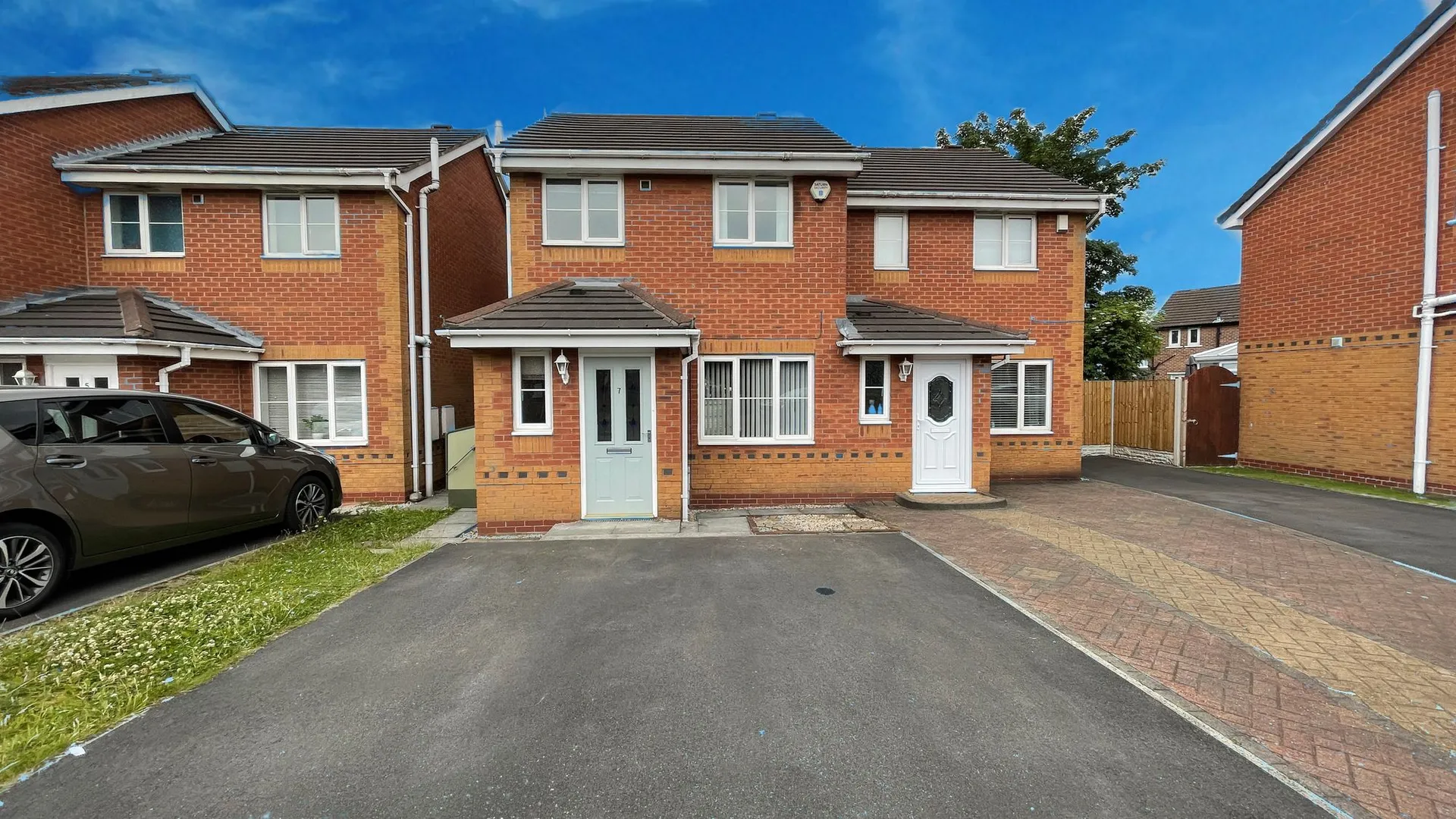House The Hedgerows in St Helens