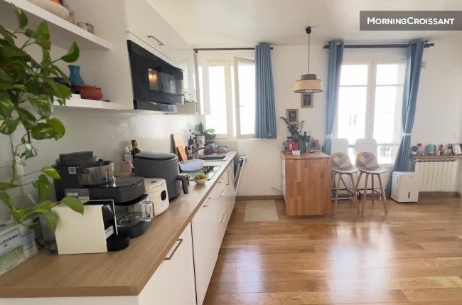 Flat Rue Jules Guesde in Levallois-Perret