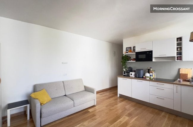 Flat Rue Jules Guesde in Levallois-Perret