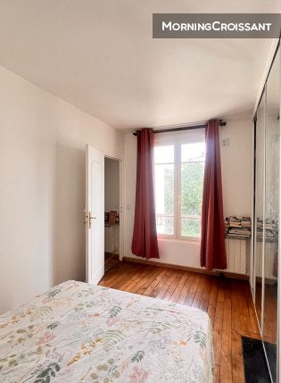 Flat Rue Jules Guesde in Levallois-Perret