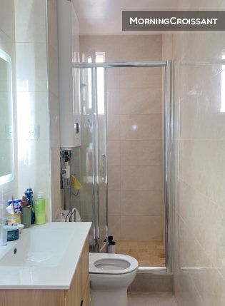 Flat Rue Jules Guesde in Levallois-Perret