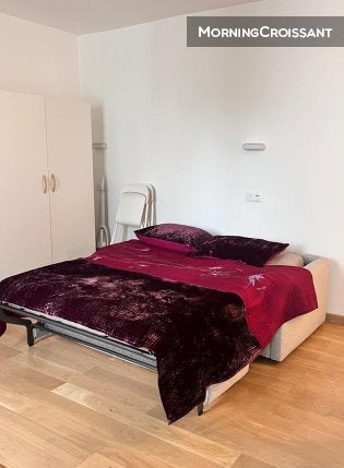Flat Rue Jules Guesde in Levallois-Perret