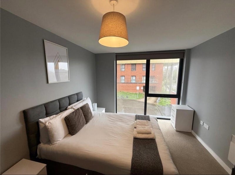 Room Adelphi Street in Salford