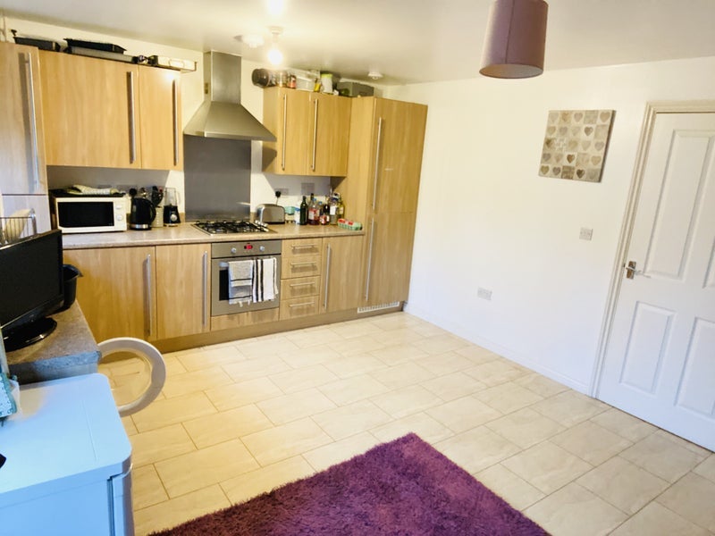 House Eskdale Way in Crawley