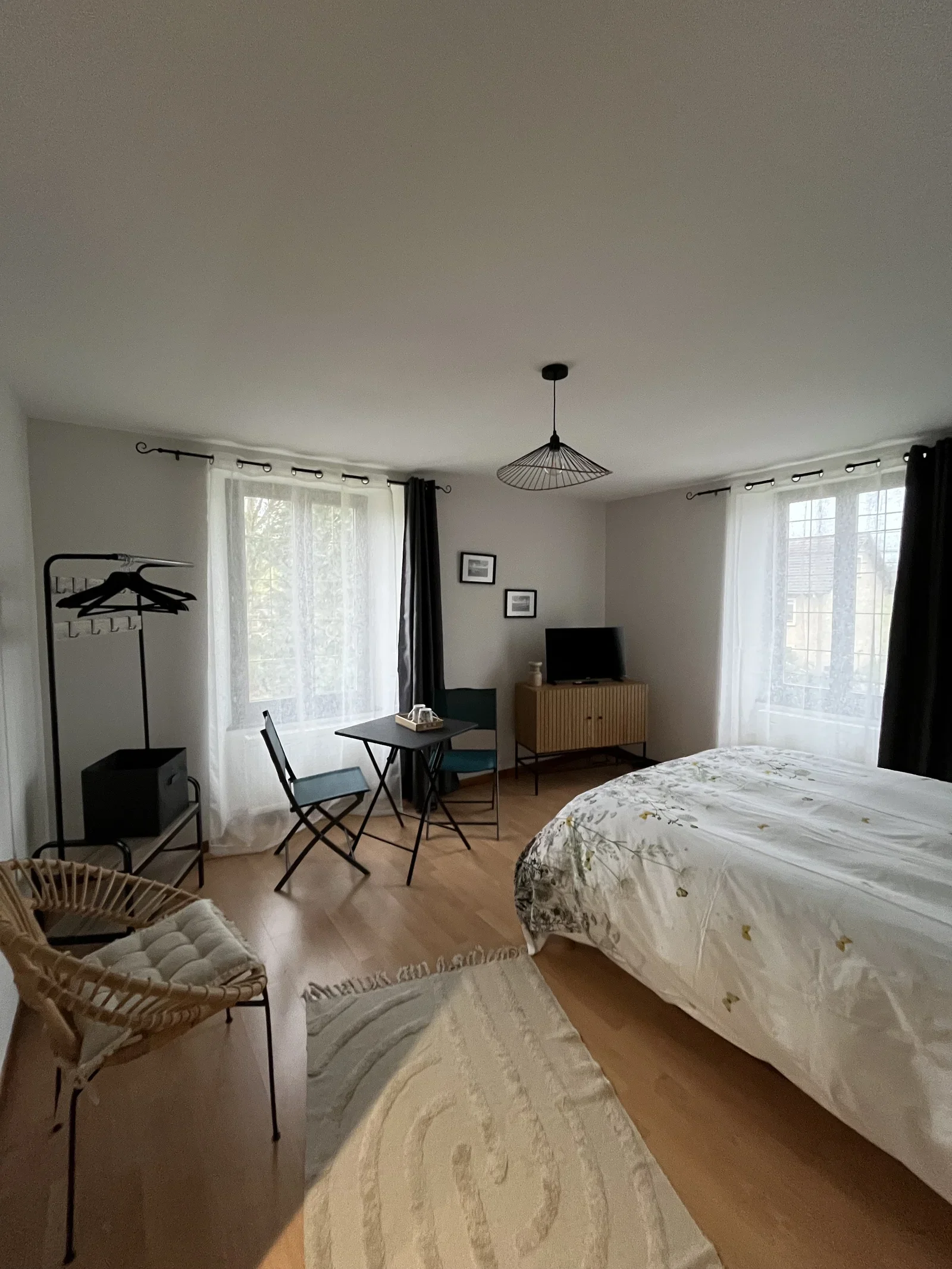 Room Route de la Gare in La Chapelle-aux-Bois