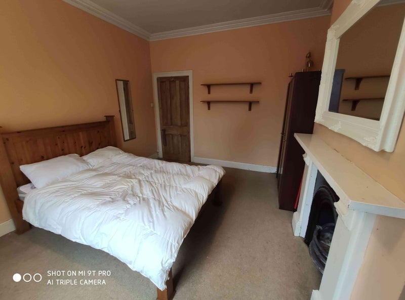 Room Waverley Road in Bristol