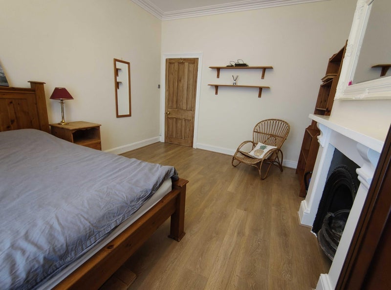 Room Waverley Road in Bristol