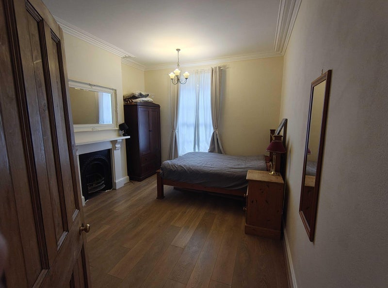 Room Waverley Road in Bristol