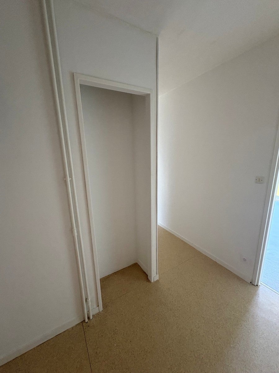 Flat Rue des Murots in Fontaine-Française