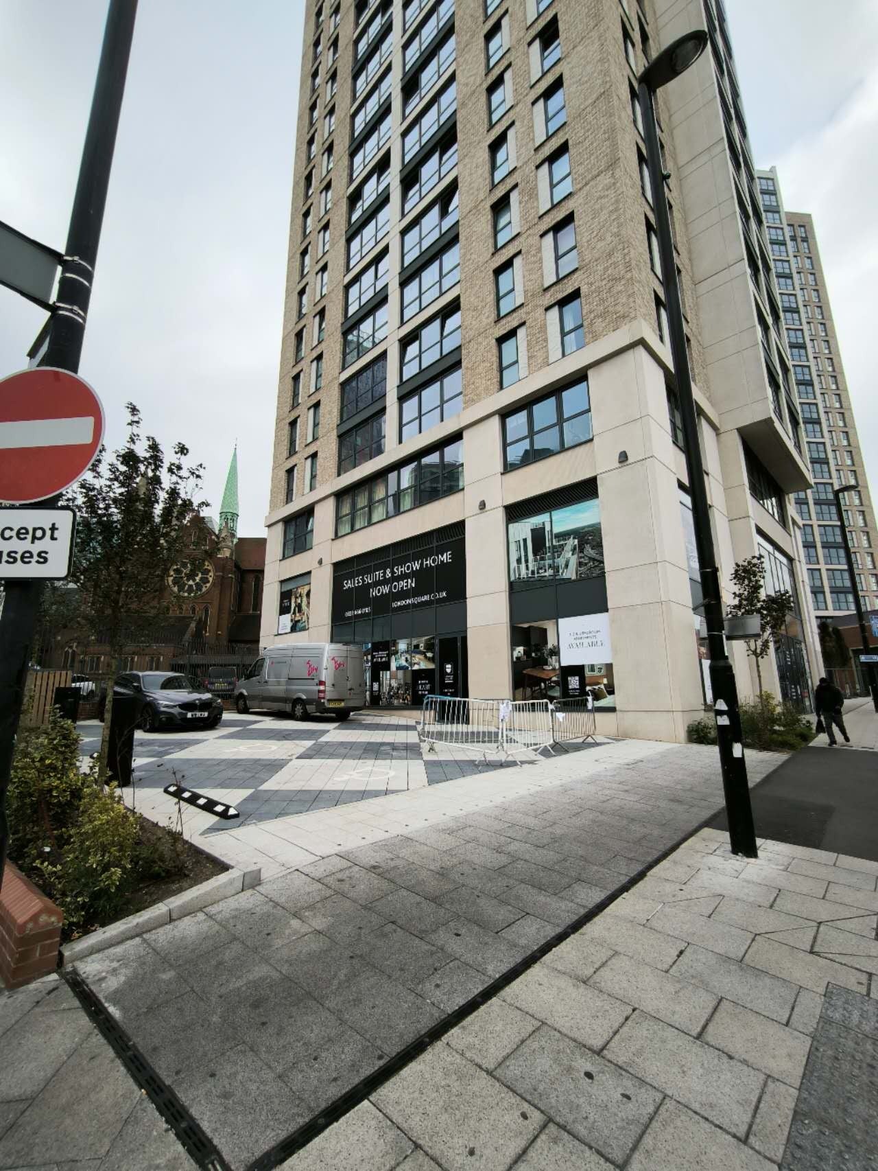 Flat Station Road in Greater London