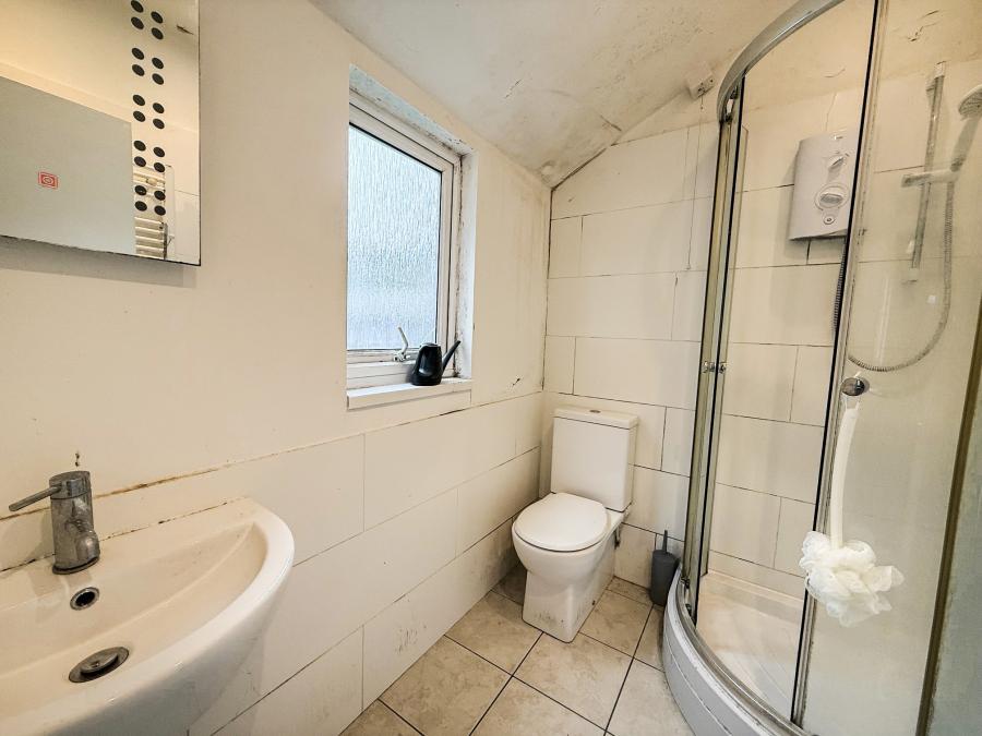 Flat Beeston Road in Nottingham