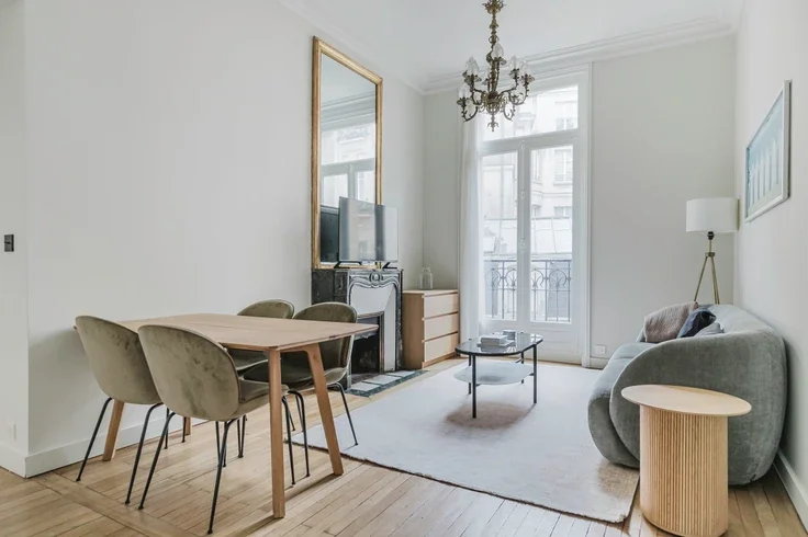 Appartement Rue de Grenelle à Paris