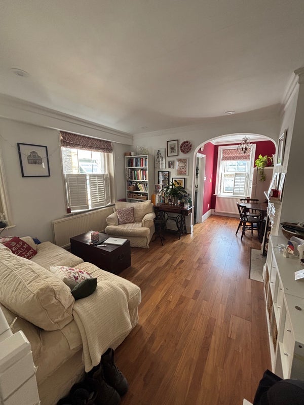 Room Fulham Palace Road in Greater London