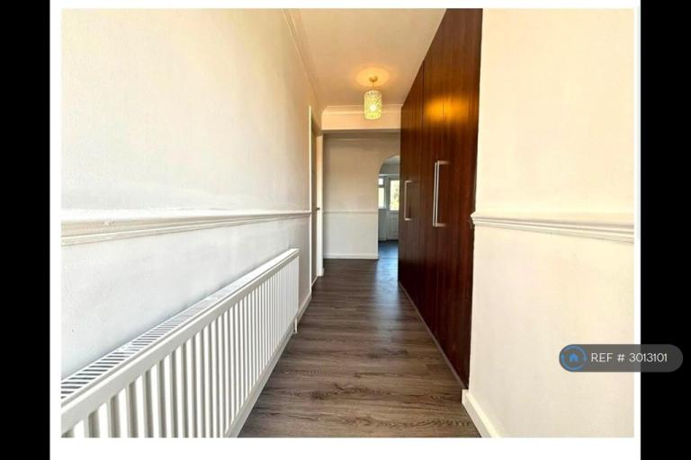 Flat Cavendish Close in Greater London