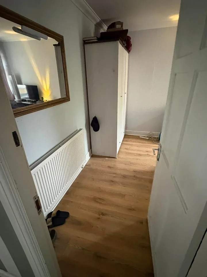 Room Belgrave Road in Slough