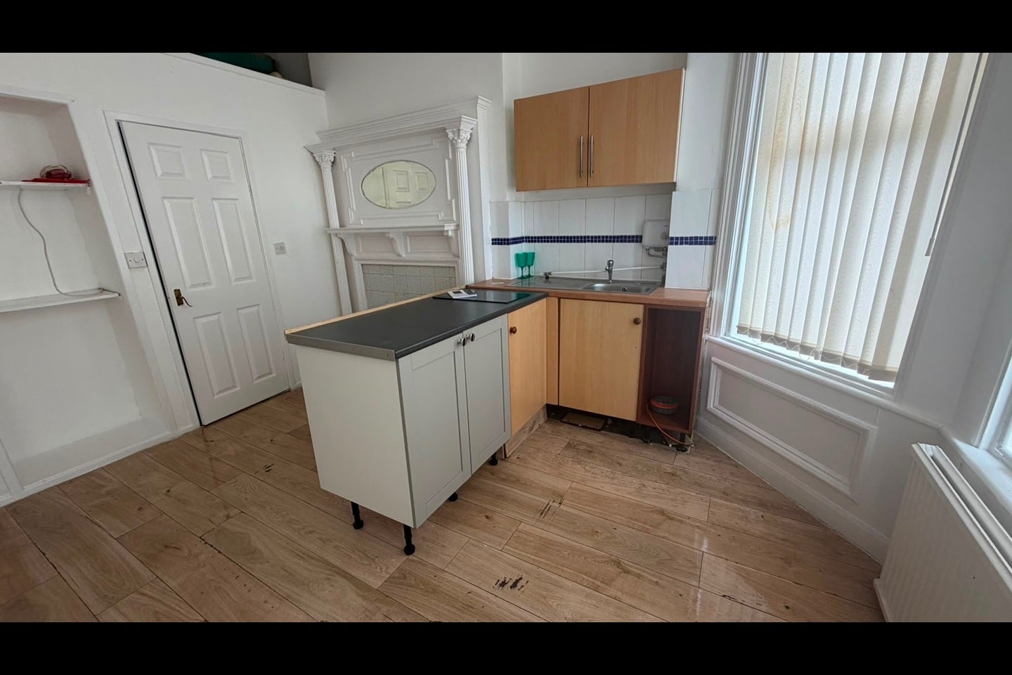 Flat Knowsley Road in Southport