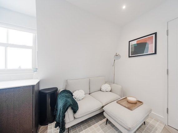 Room Stella Road in Greater London