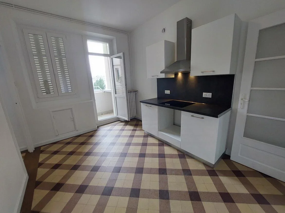 Flat Boulevard Gambetta in Grenoble