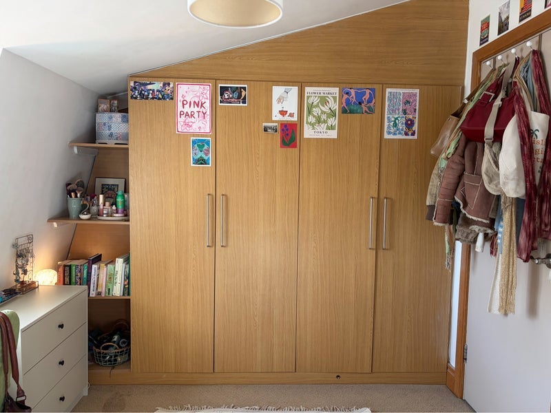 Room Kentish Town Road in Greater London
