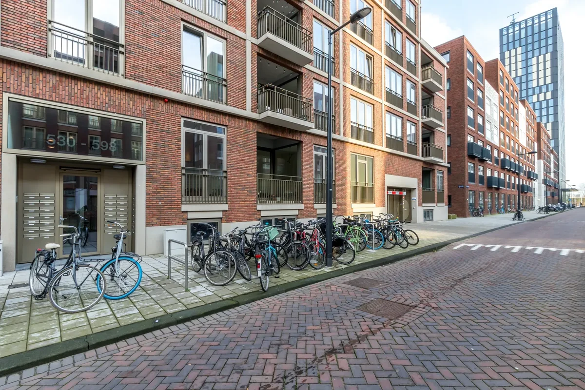 Appartement aan de Amstelvlietstraat in Amsterdam (593476)