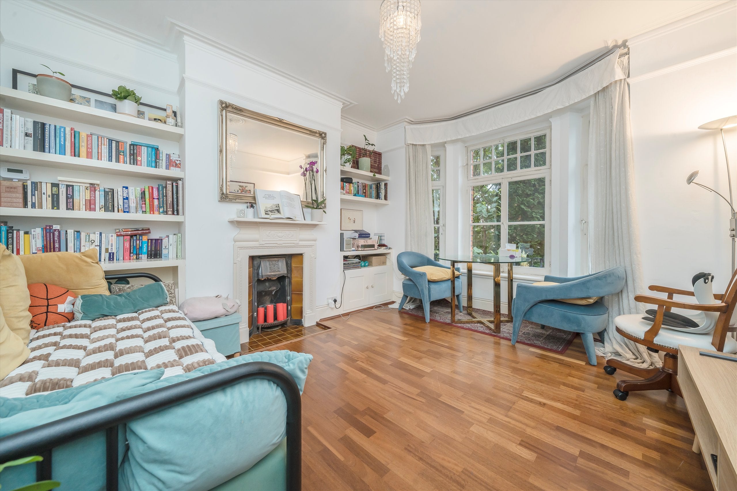 Flat Avonmore Road in Greater London