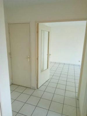 Appartement Rue Ernest Renan à Vénissieux