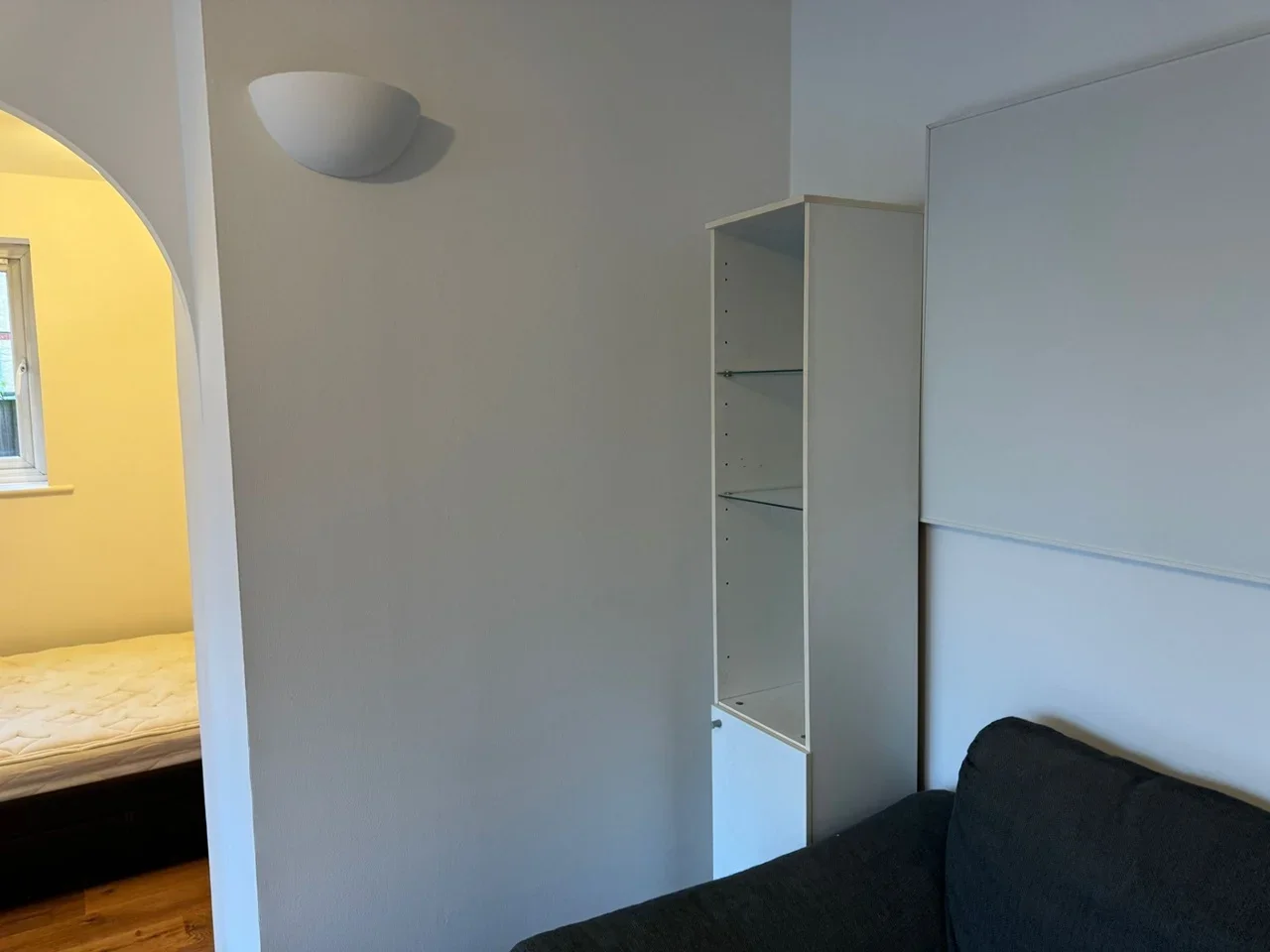 Flat Severnake Close in Greater London