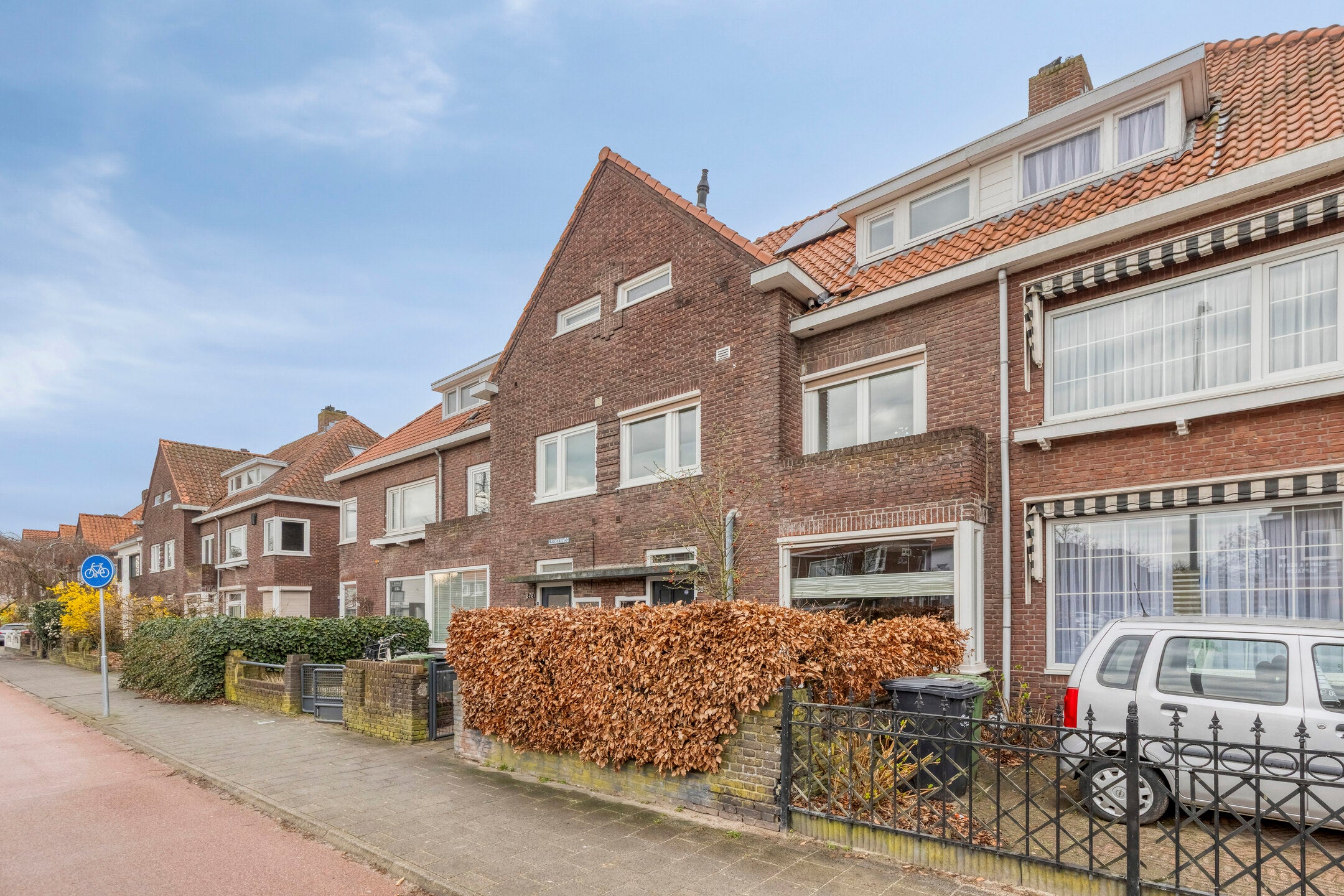 Tussenwoning te koop: Leenderweg 276, Eindhoven