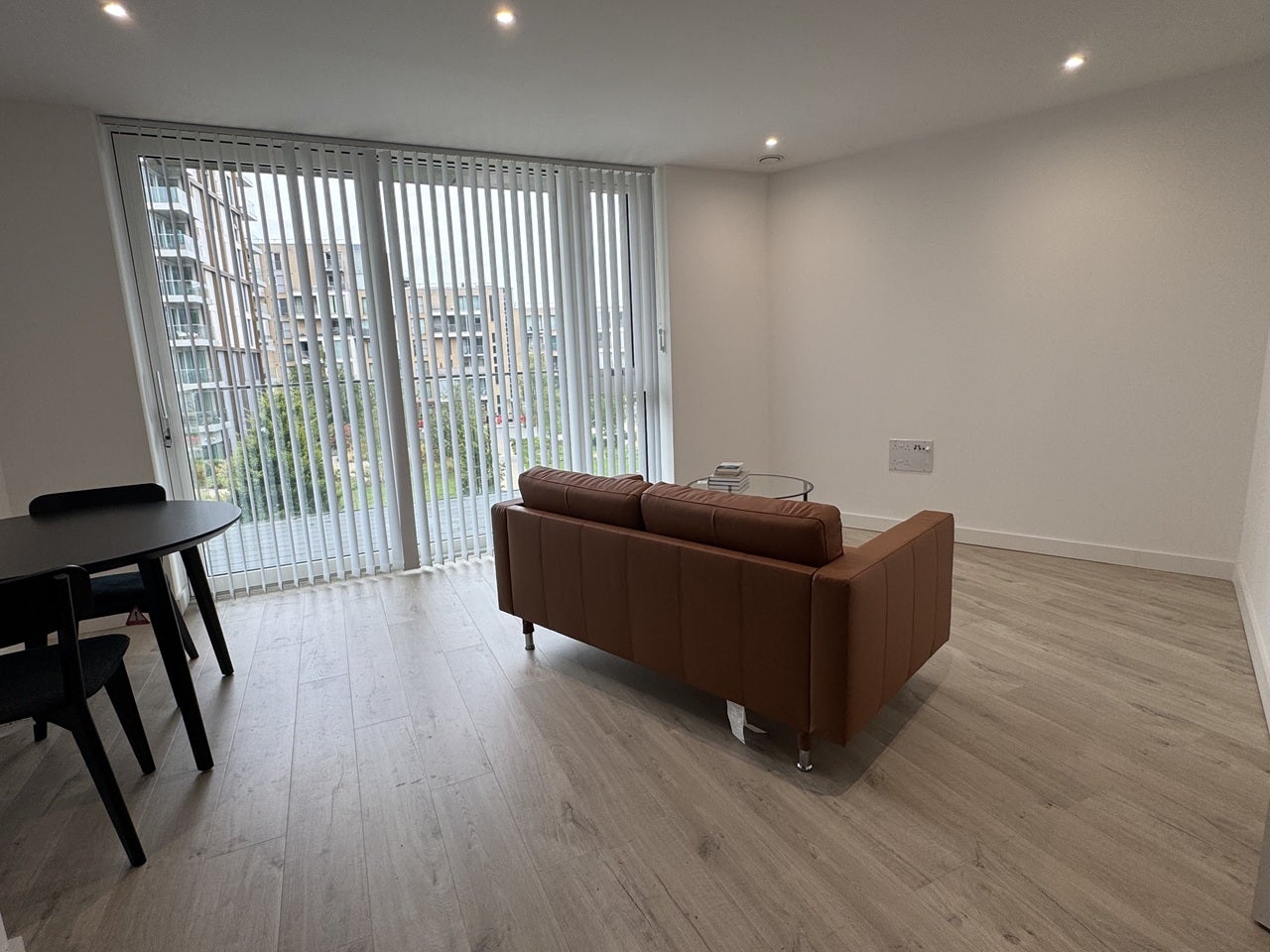 Flat Scrimgoeur Place in Greater London