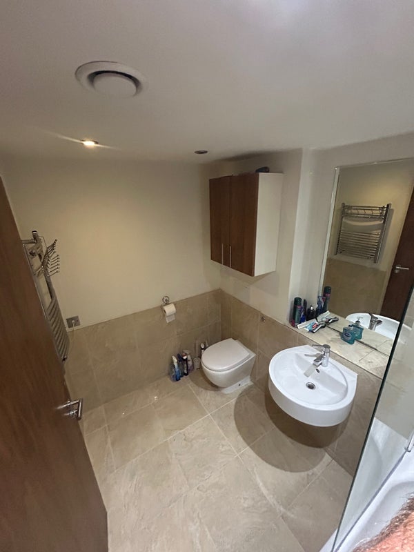 Room Woolwich Road in Greater London
