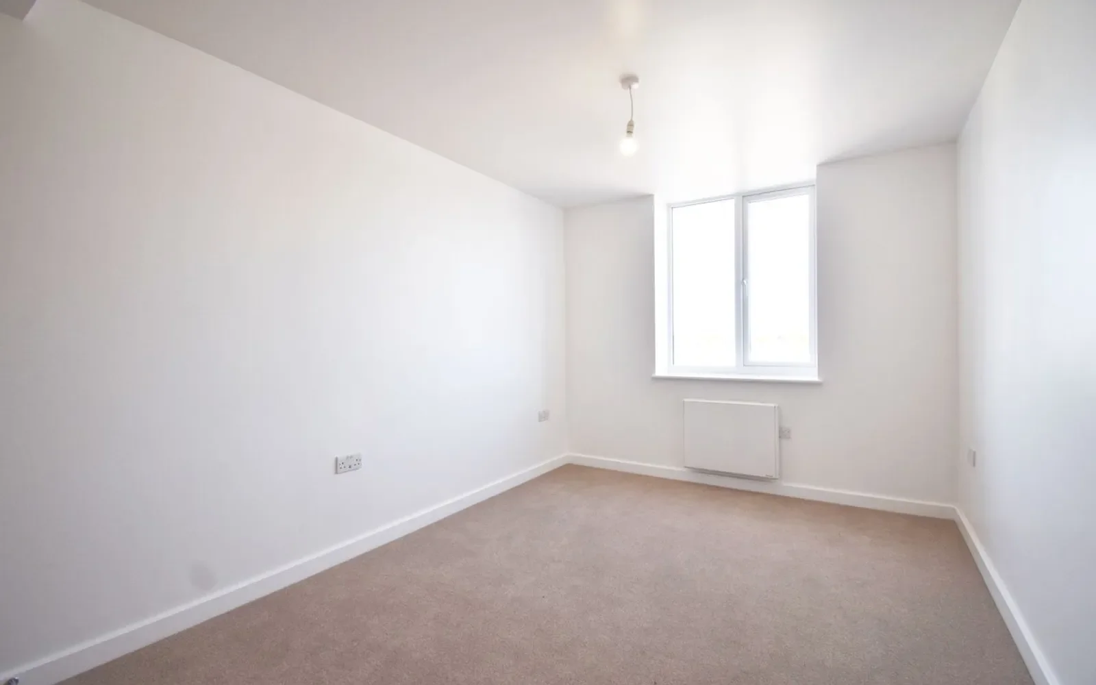 Flat Araby Corner in Borough of Spelthorne