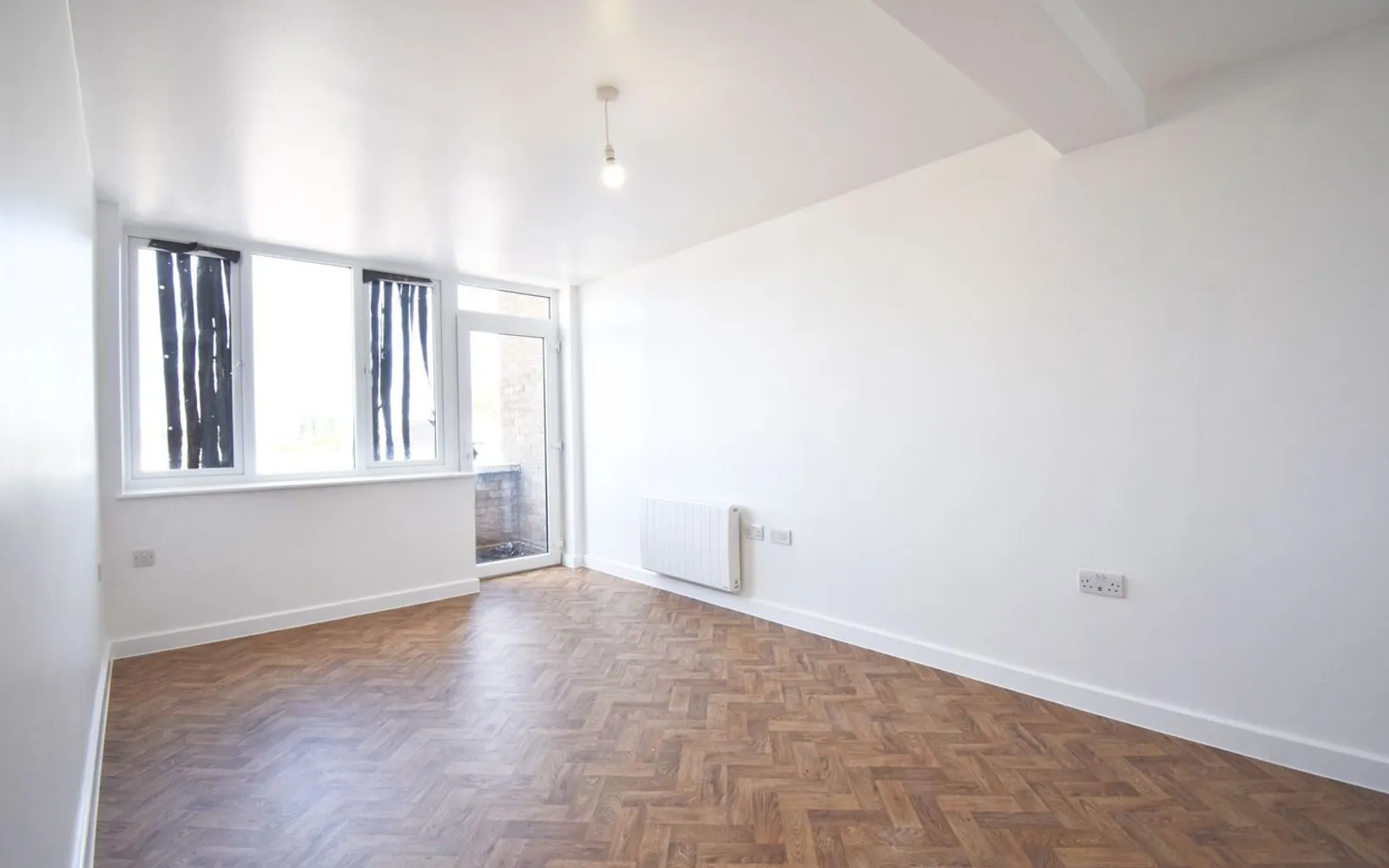 Flat Araby Corner in Borough of Spelthorne
