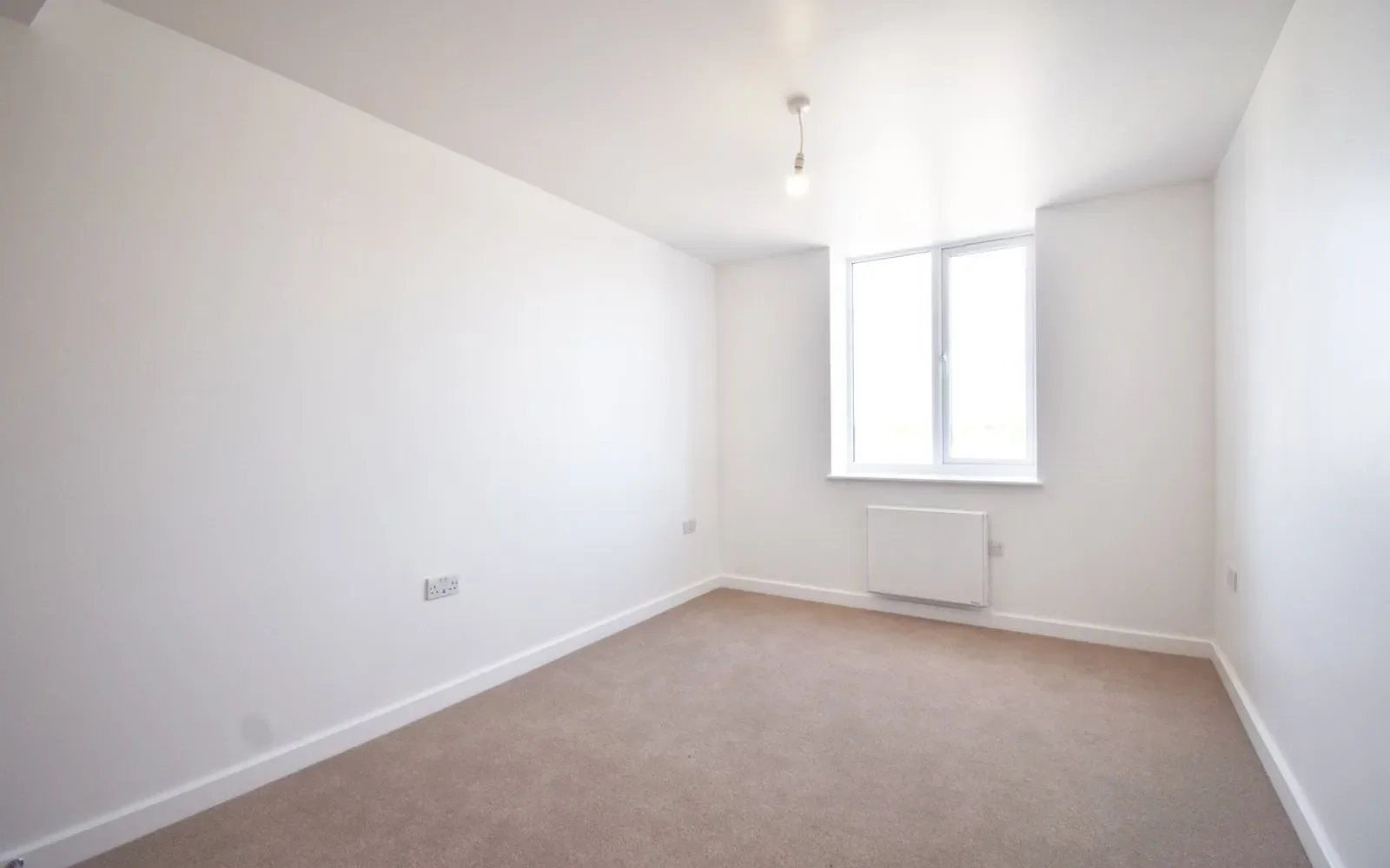 Flat Araby Corner in Borough of Spelthorne