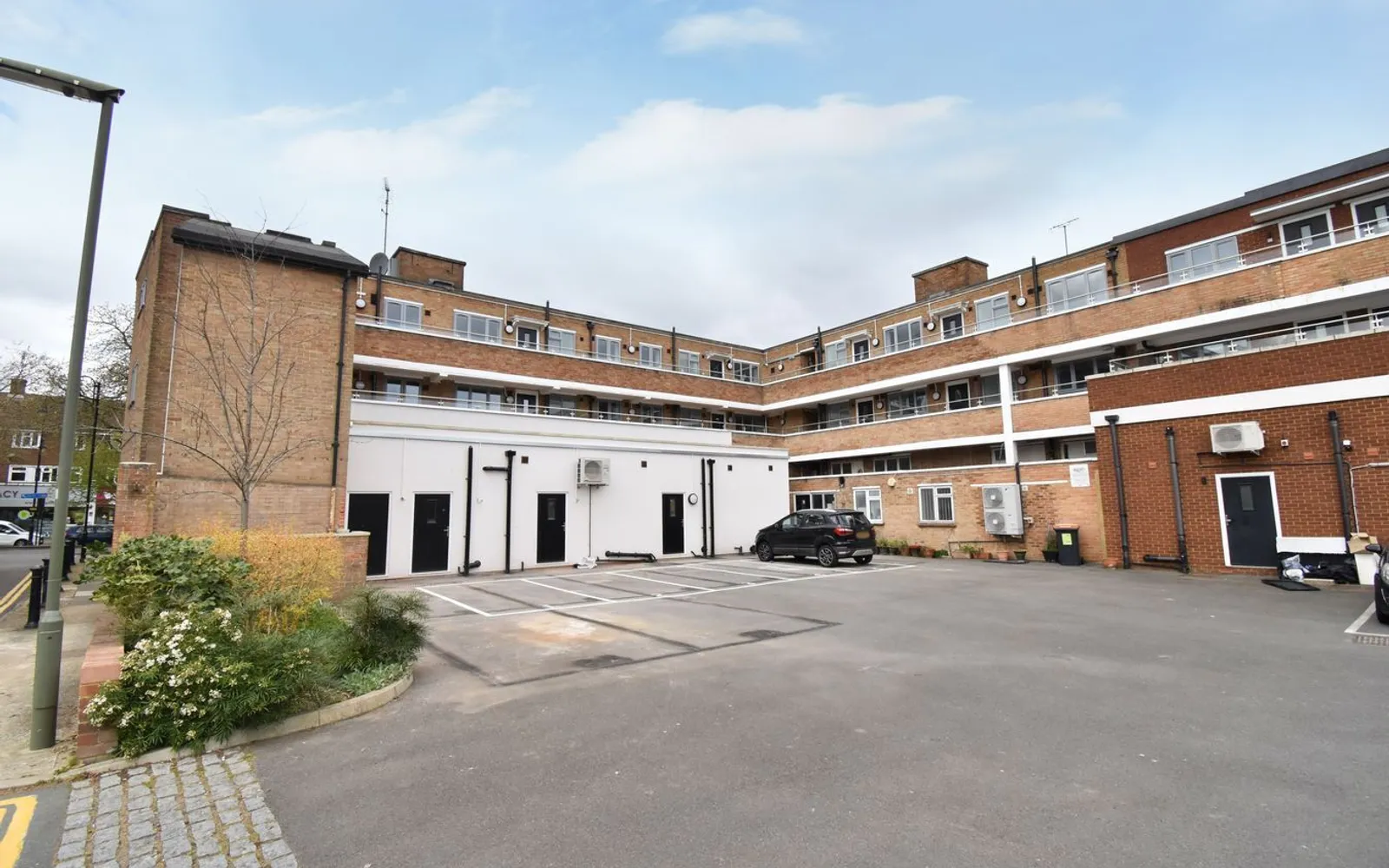 Flat Araby Corner in Borough of Spelthorne