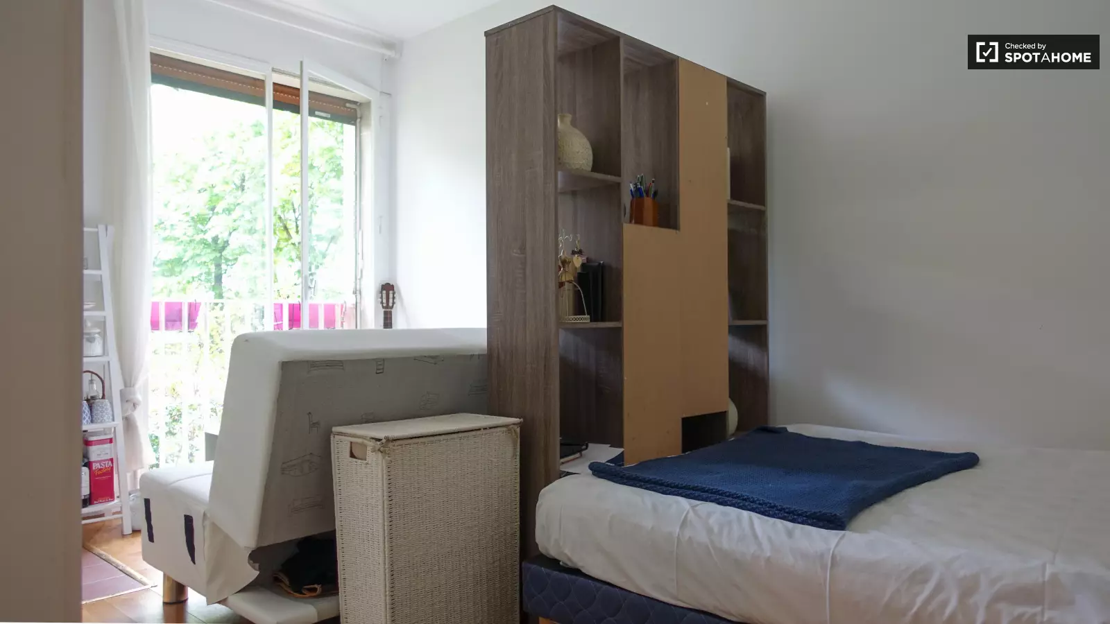 Flat Boulevard Victor Hugo in Neuilly-sur-Seine