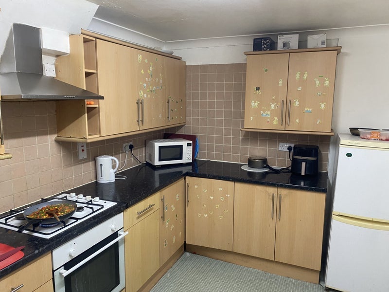 Room Pelly Road in Greater London